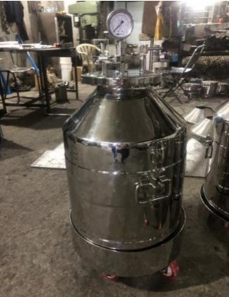 NON JACKETED PRESSURE VESSEL 100L